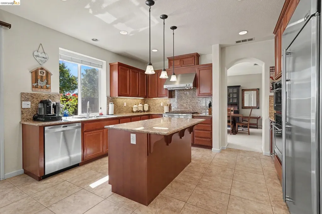 106 Little Ranch Oakley CA 94561