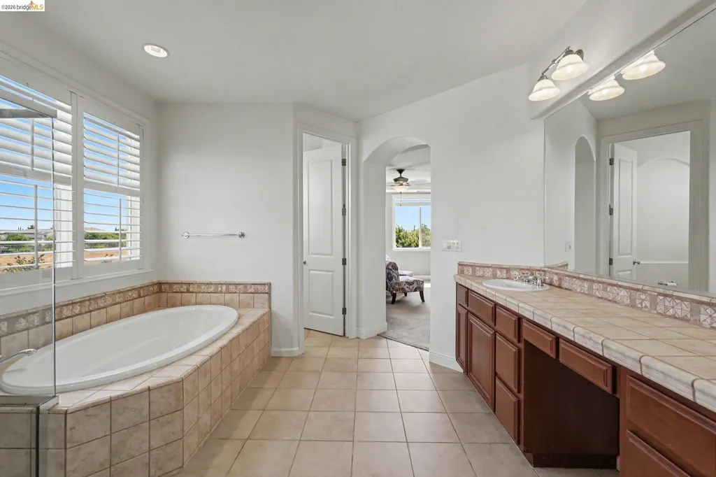 106 Little Ranch Oakley CA 94561