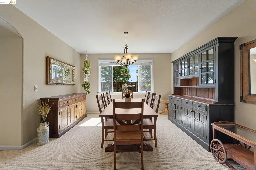 106 Little Ranch Oakley CA 94561