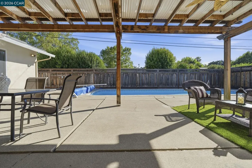 4242 Henning Drive Concord CA 94521