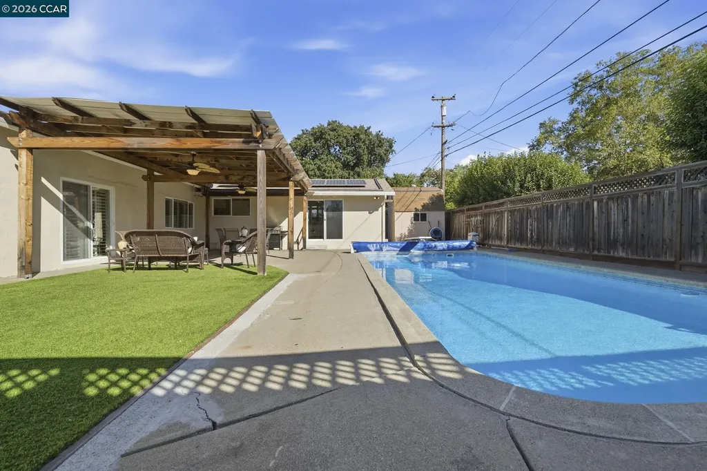 4242 Henning Drive Concord CA 94521