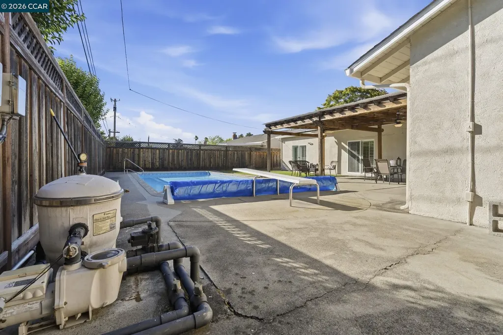 4242 Henning Drive Concord CA 94521