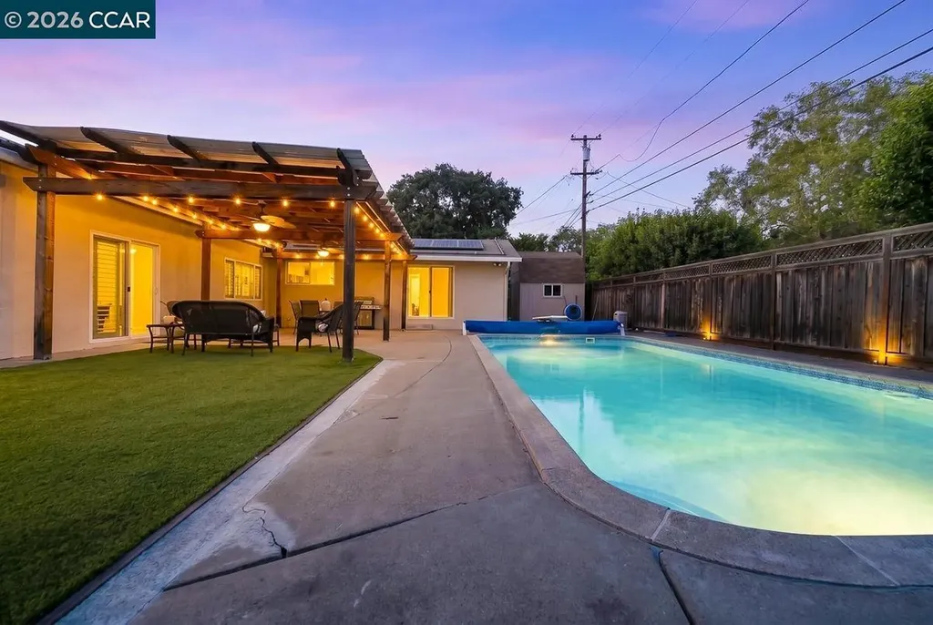 4242 Henning Drive Concord CA 94521