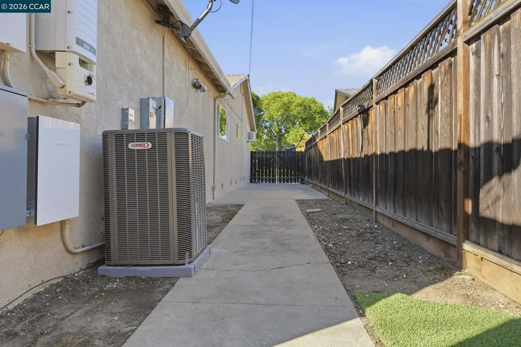 4242 Henning Drive Concord CA 94521