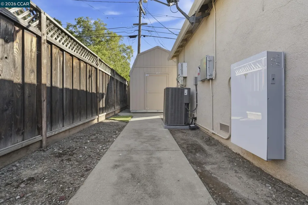 4242 Henning Drive Concord CA 94521