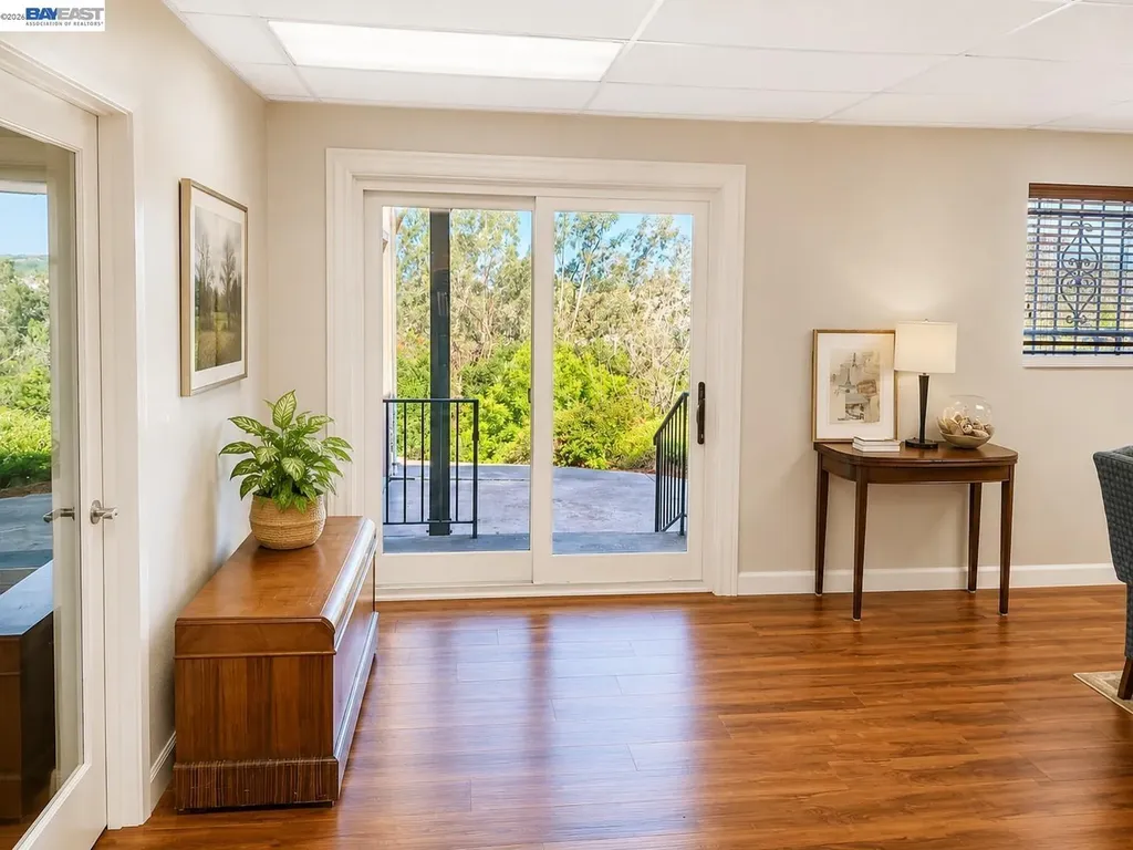 6727 Sunnyslope Avenue Castro Valley CA 94552