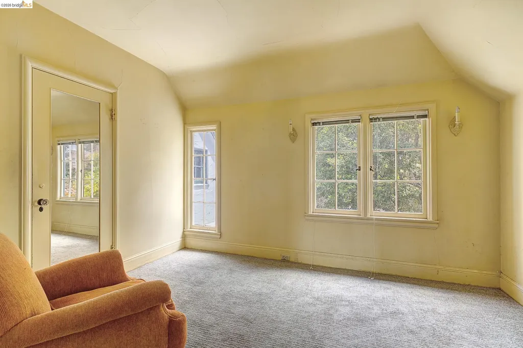1542 Hawthorne Terrace Berkeley CA 94708
