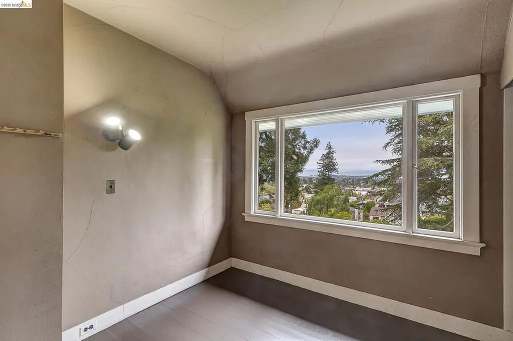 1542 Hawthorne Terrace Berkeley CA 94708
