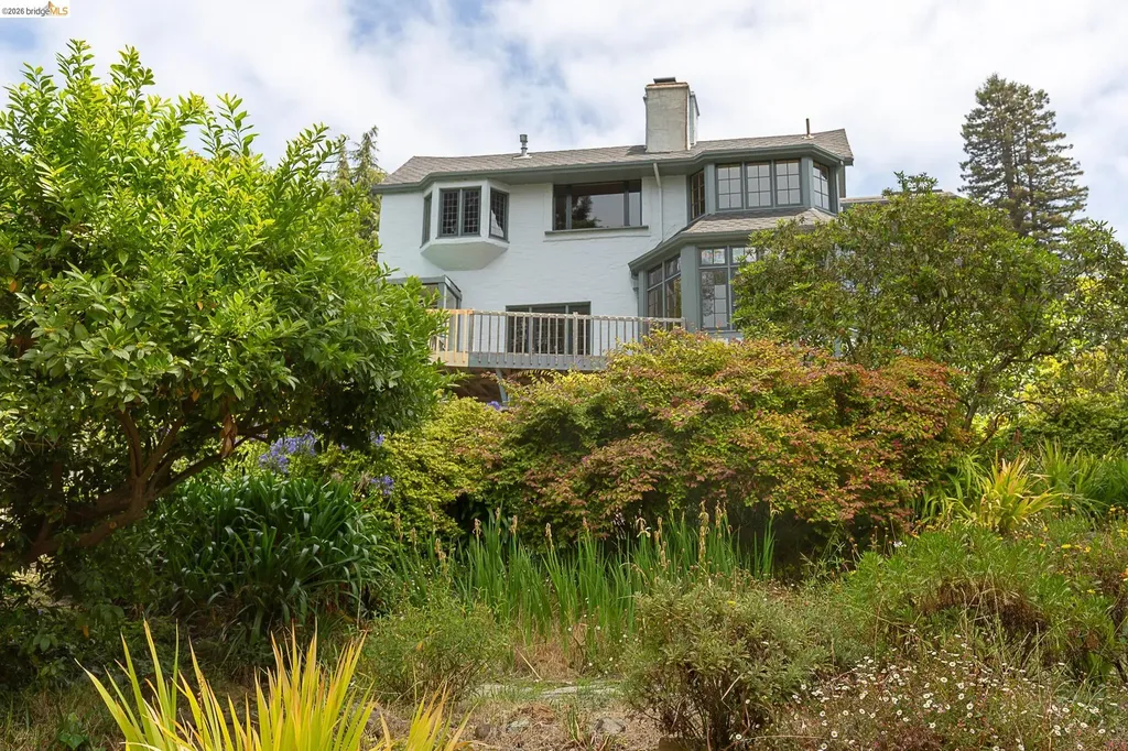 1542 Hawthorne Terrace Berkeley CA 94708