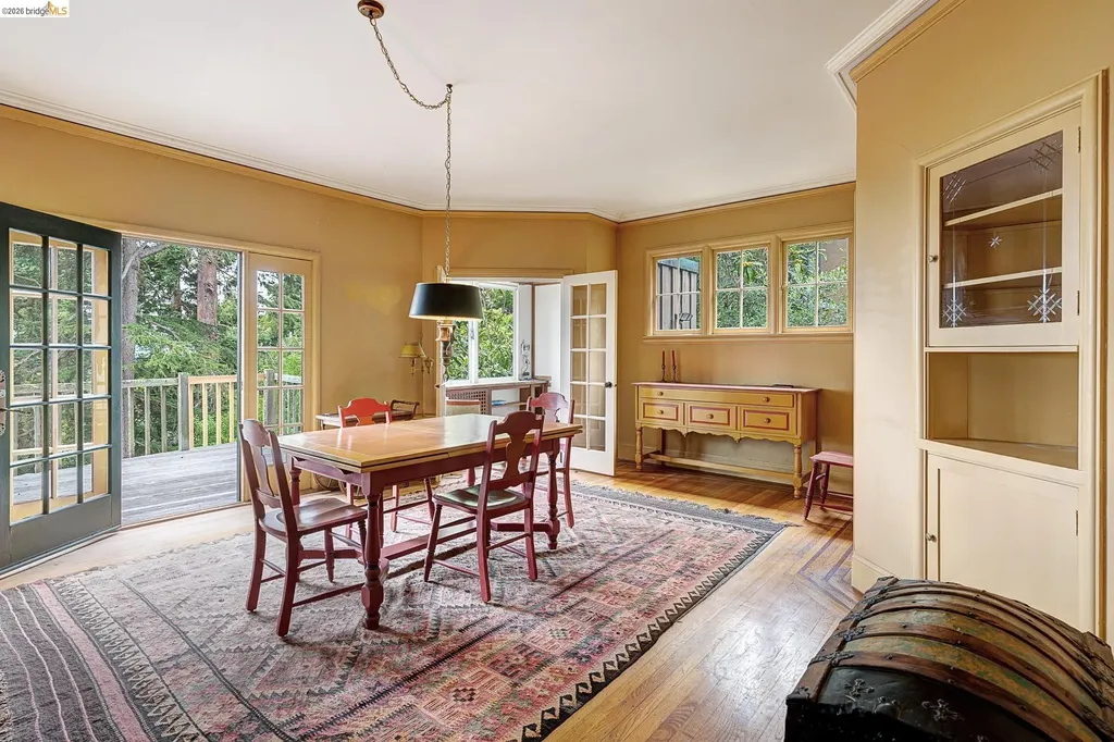 1542 Hawthorne Terrace Berkeley CA 94708