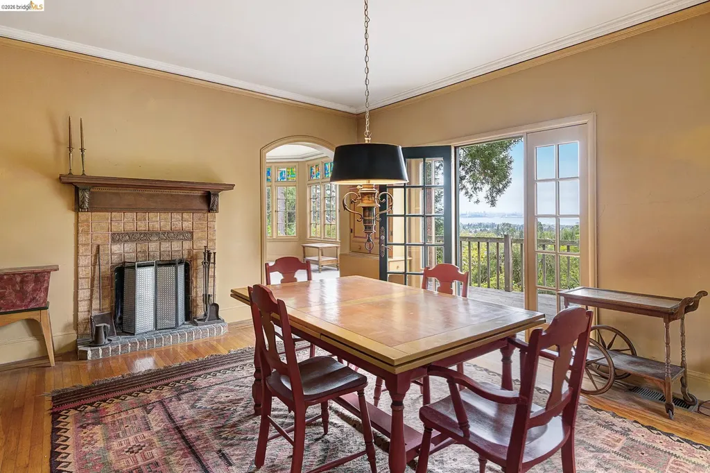 1542 Hawthorne Terrace Berkeley CA 94708
