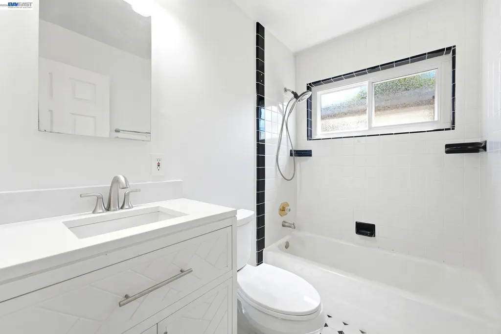 3228 Kerr Street Castro Valley CA 94546