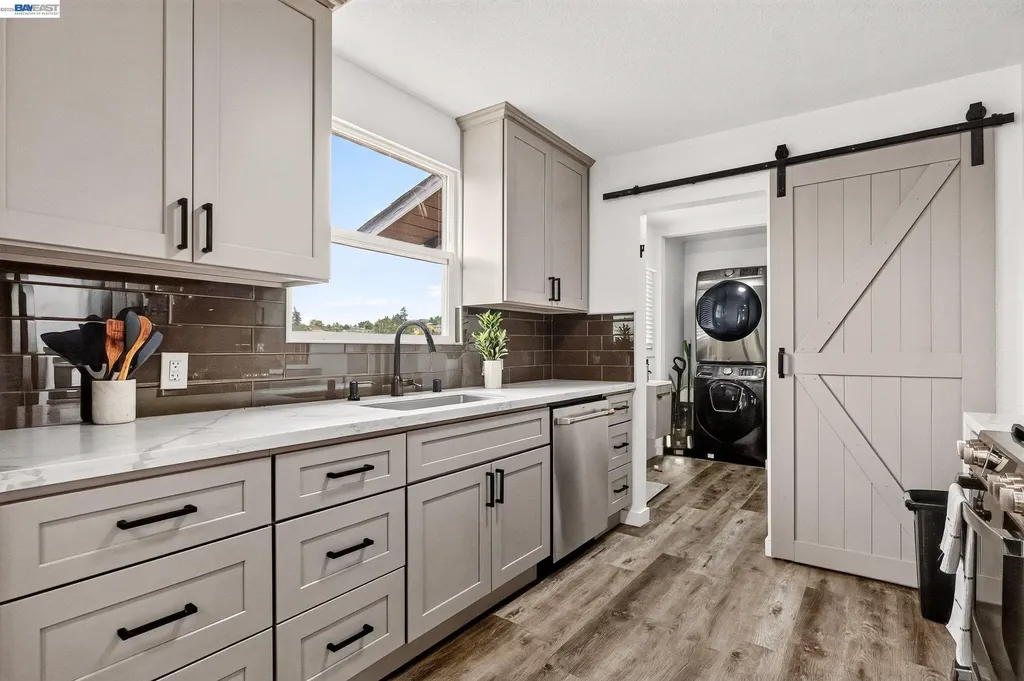 3447 Seven Hills Road Castro Valley CA 94546