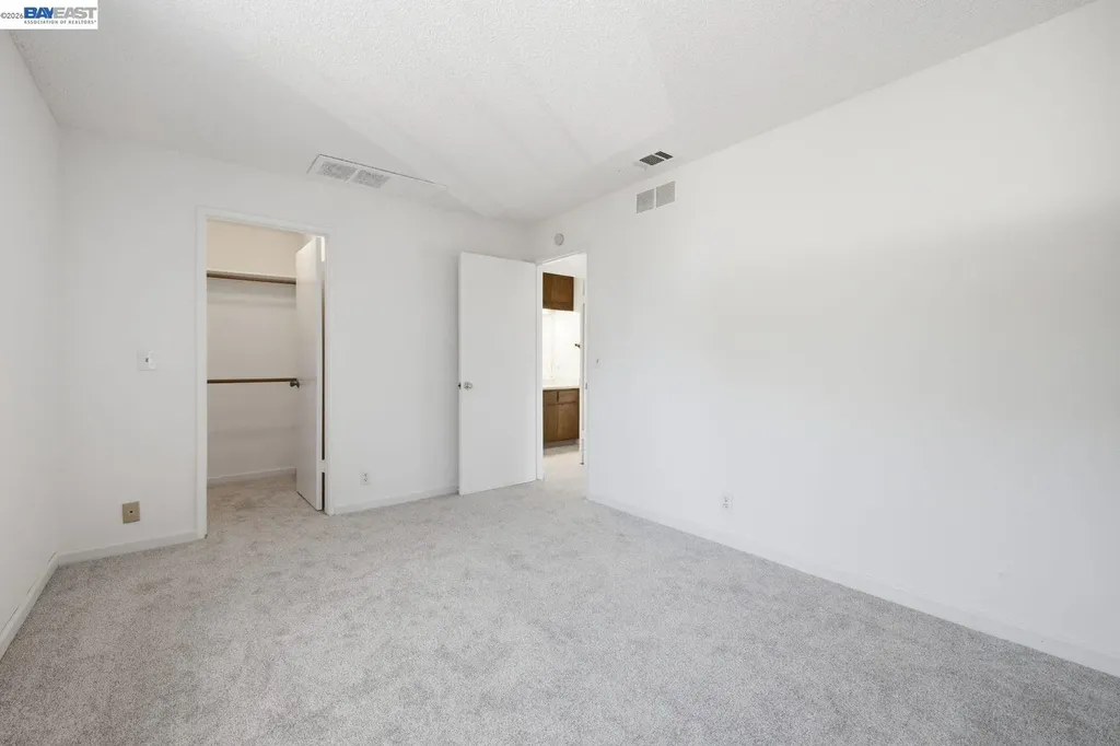 620 River Oak Way Hayward CA 94544