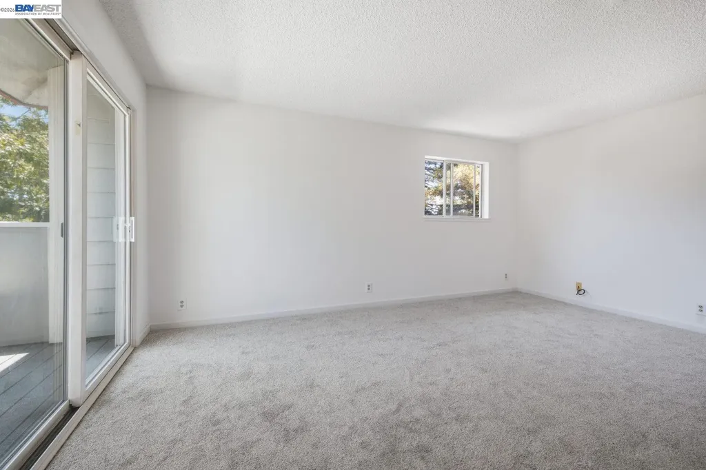 620 River Oak Way Hayward CA 94544