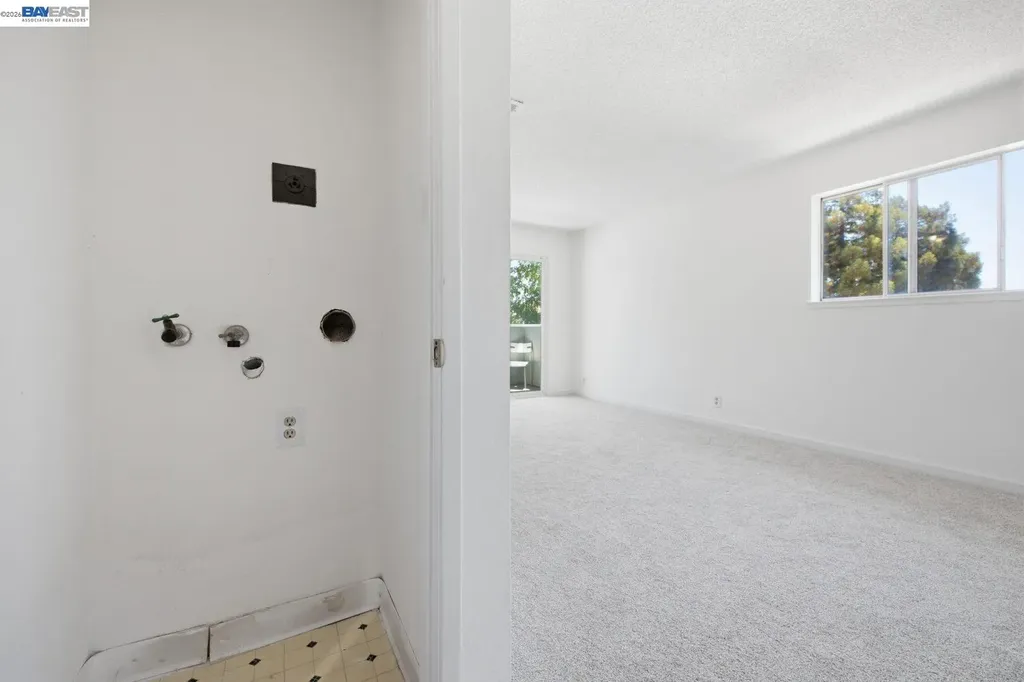 620 River Oak Way Hayward CA 94544