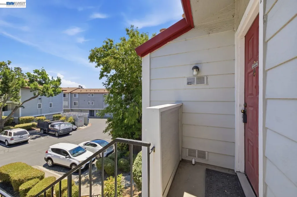 620 River Oak Way Hayward CA 94544