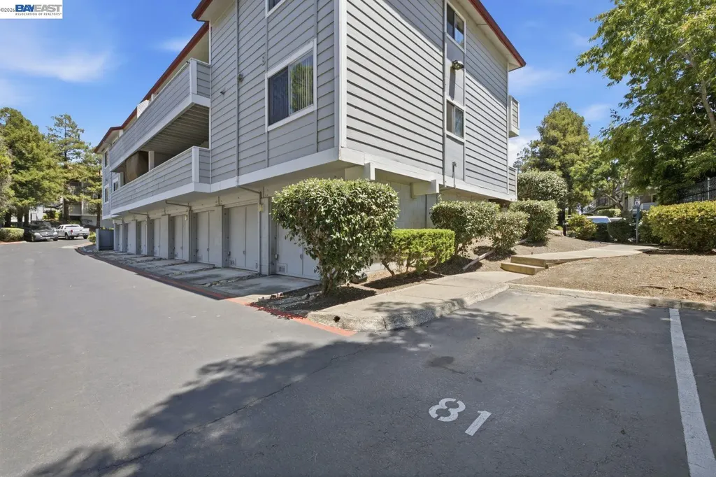 620 River Oak Way Hayward CA 94544