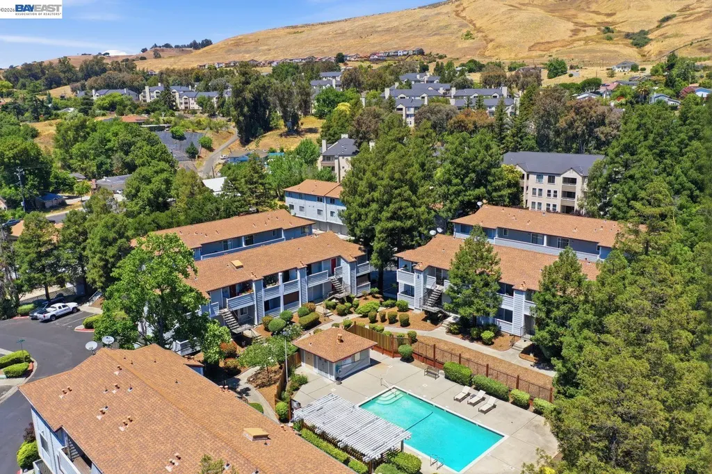 620 River Oak Way Hayward CA 94544