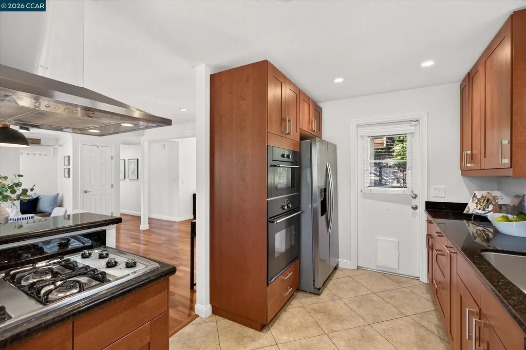 1721 Mendota Way Walnut Creek CA 94597