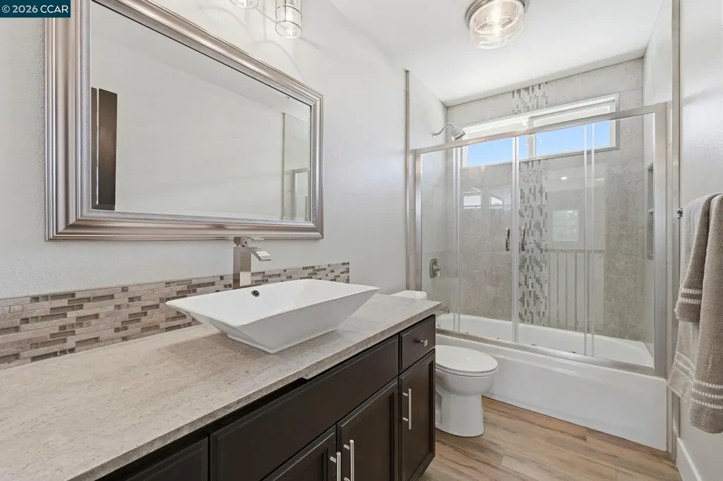 2037 Newton Brentwood CA 94513
