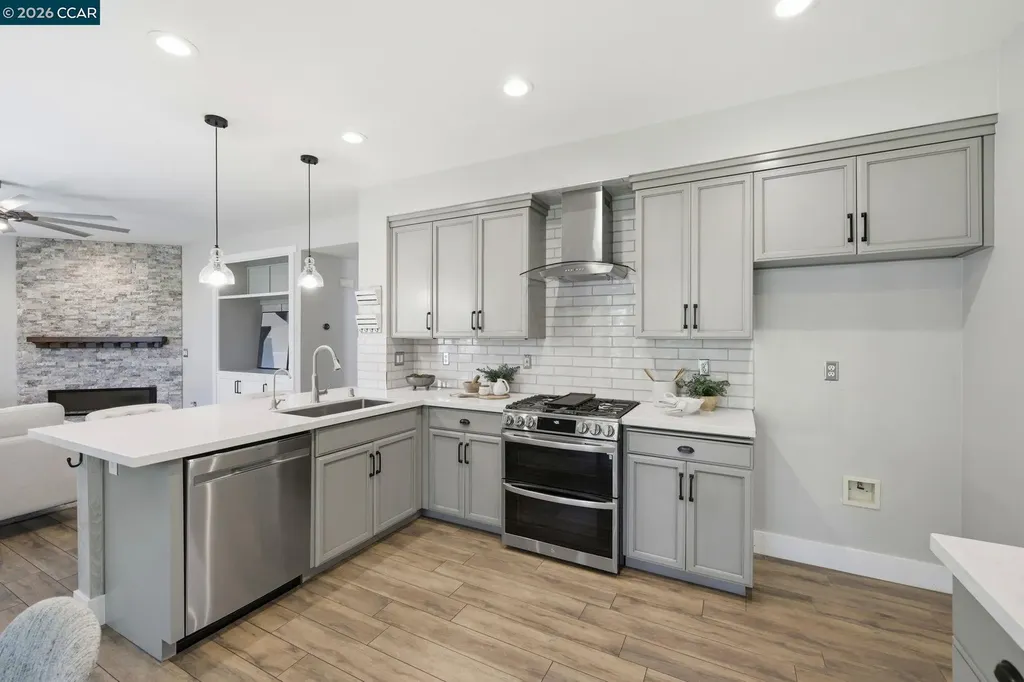 2037 Newton Brentwood CA 94513