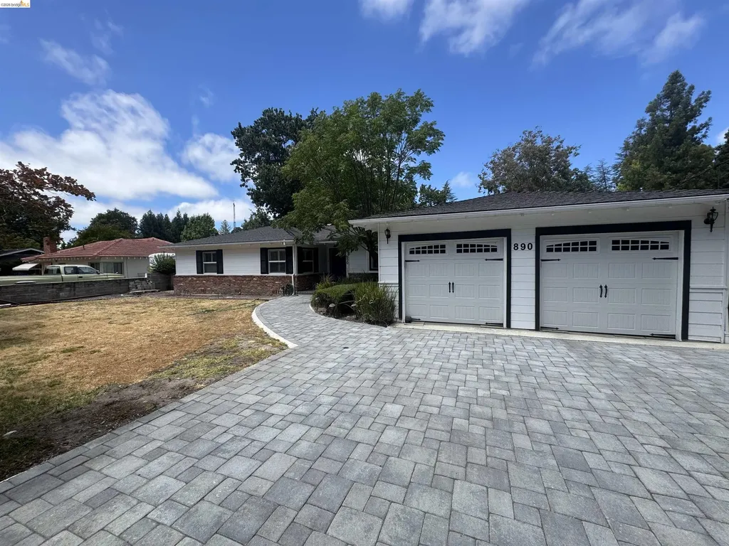890 Hawthorne Drive Walnut Creek CA 94596