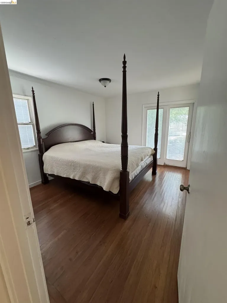 890 Hawthorne Drive Walnut Creek CA 94596