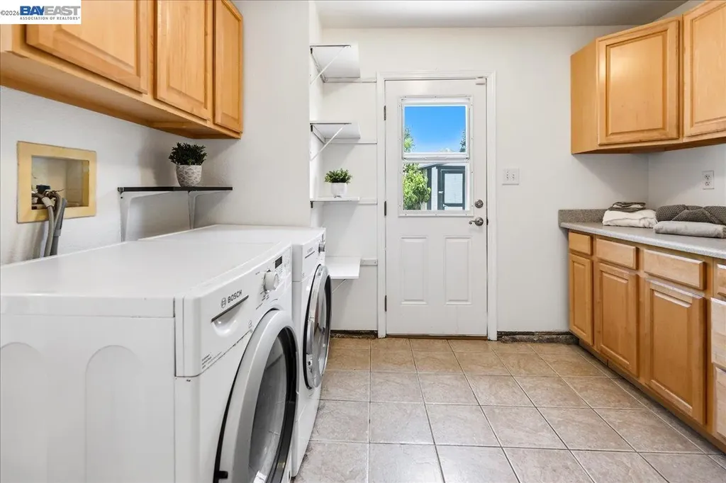 4231 Somerset Avenue Castro Valley CA 94546