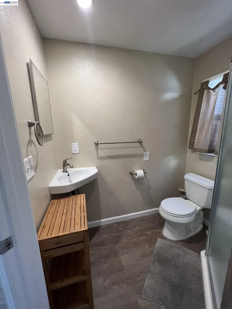 4231 Somerset Avenue Castro Valley CA 94546