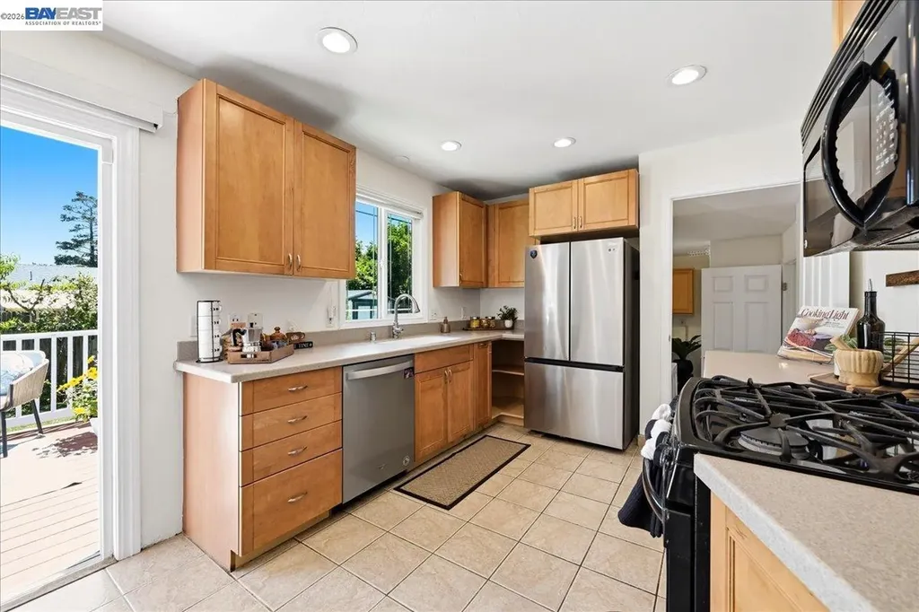 4231 Somerset Avenue Castro Valley CA 94546