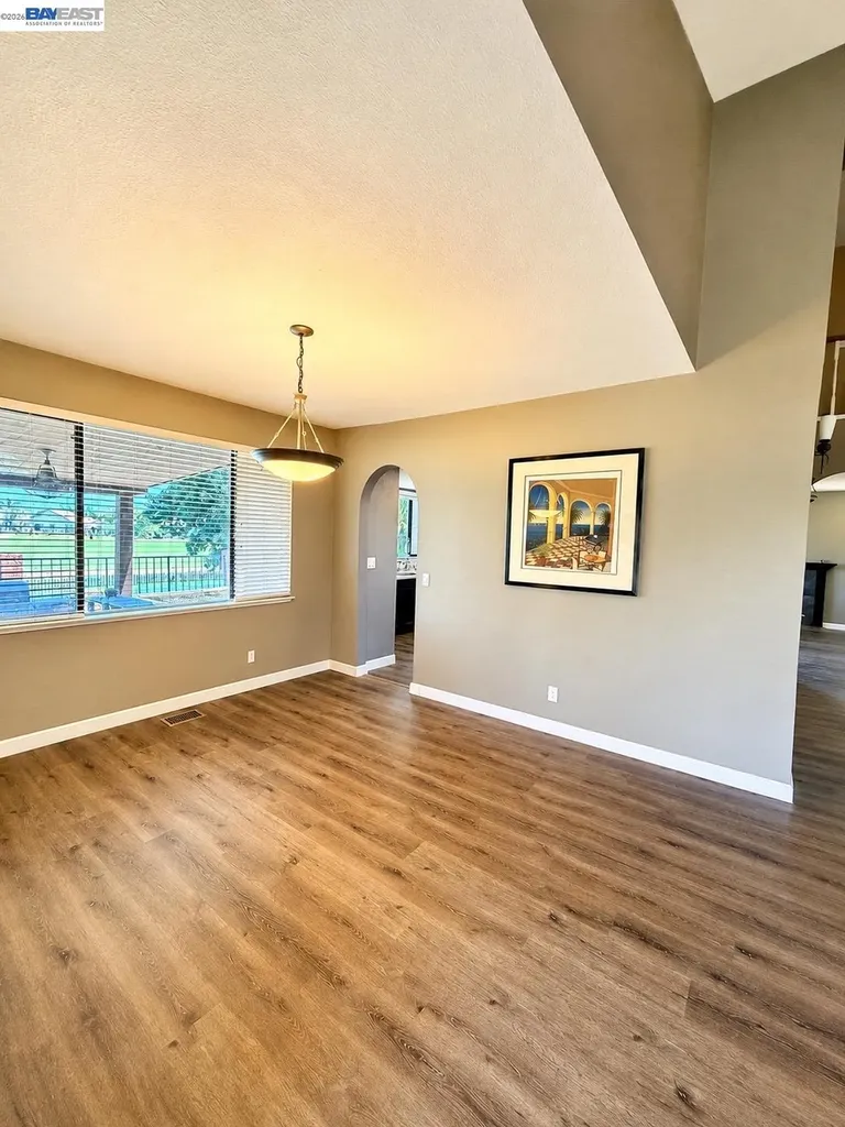 1915 Edgeview Way Discovery Bay CA 94505