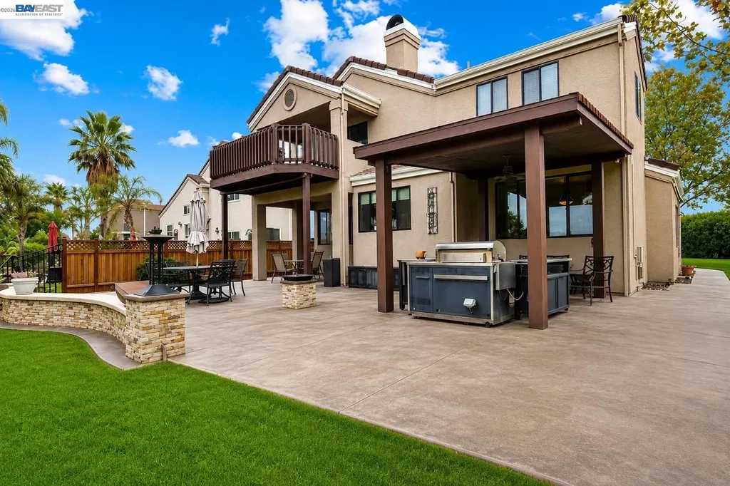 1915 Edgeview Way Discovery Bay CA 94505