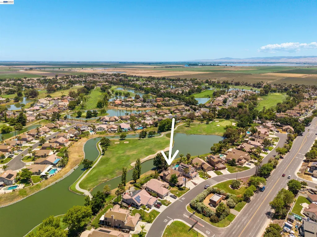 1915 Edgeview Way Discovery Bay CA 94505