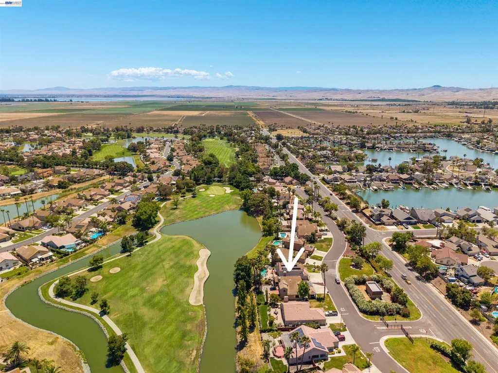 1915 Edgeview Way Discovery Bay CA 94505