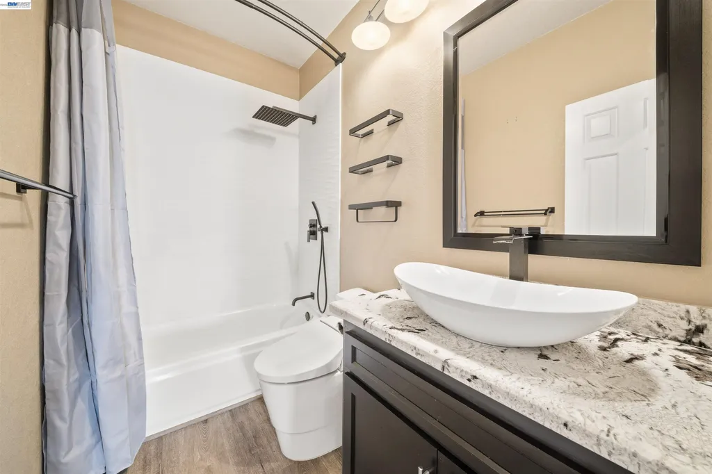 1915 Edgeview Way Discovery Bay CA 94505