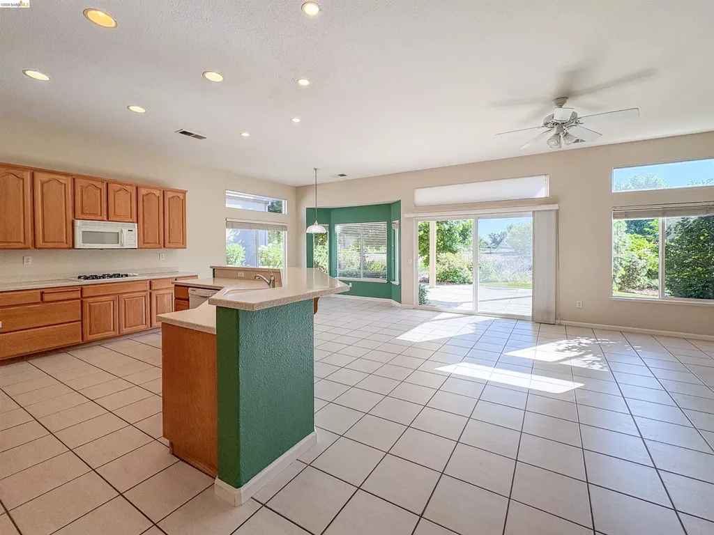 1941 Jubilee Drive Brentwood CA 94513