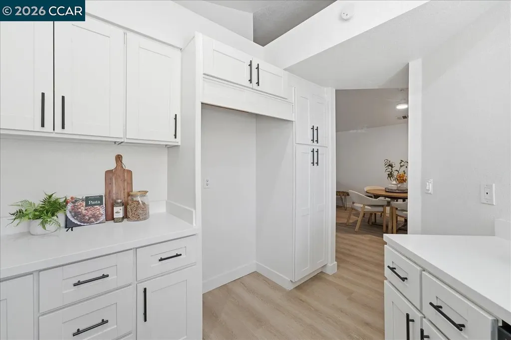 1110 Devonwood Hercules CA 94547