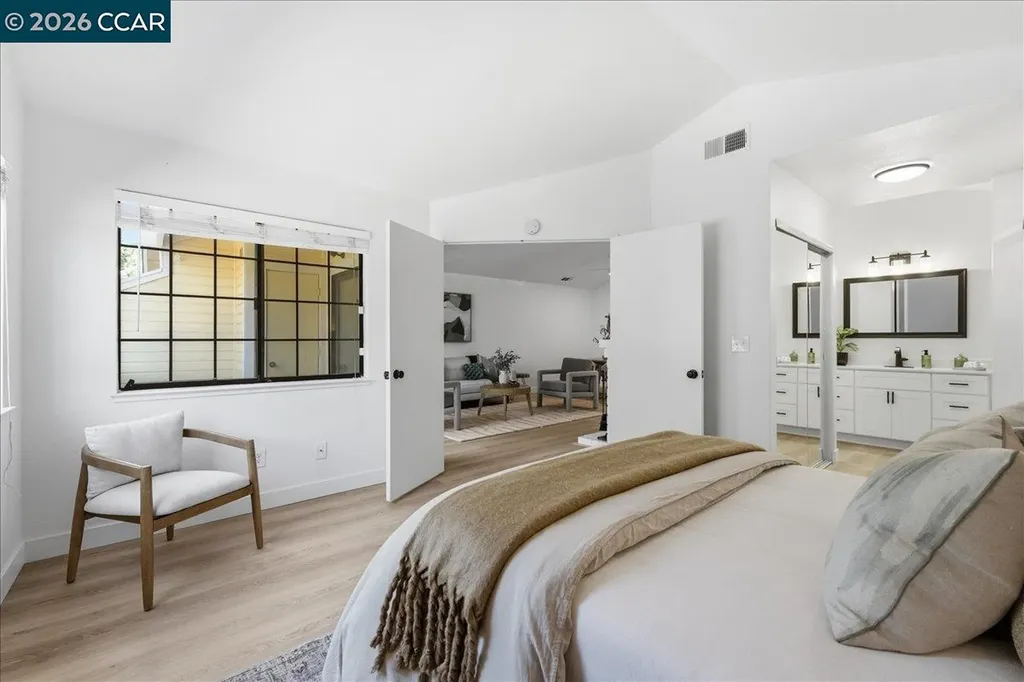 1110 Devonwood Hercules CA 94547
