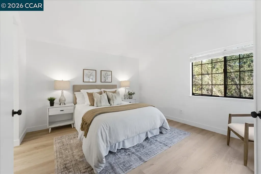 1110 Devonwood Hercules CA 94547