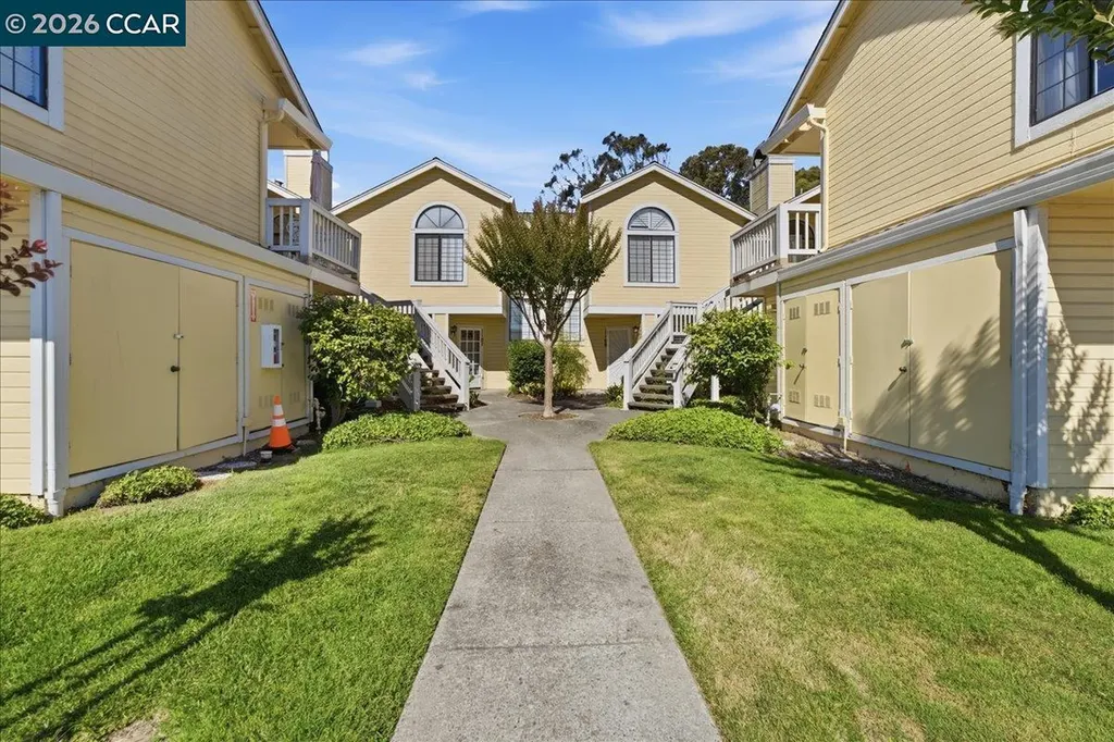 1110 Devonwood Hercules CA 94547