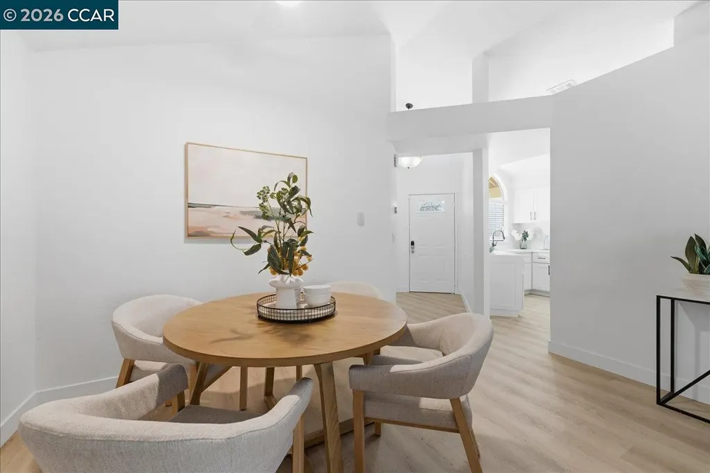 1110 Devonwood Hercules CA 94547