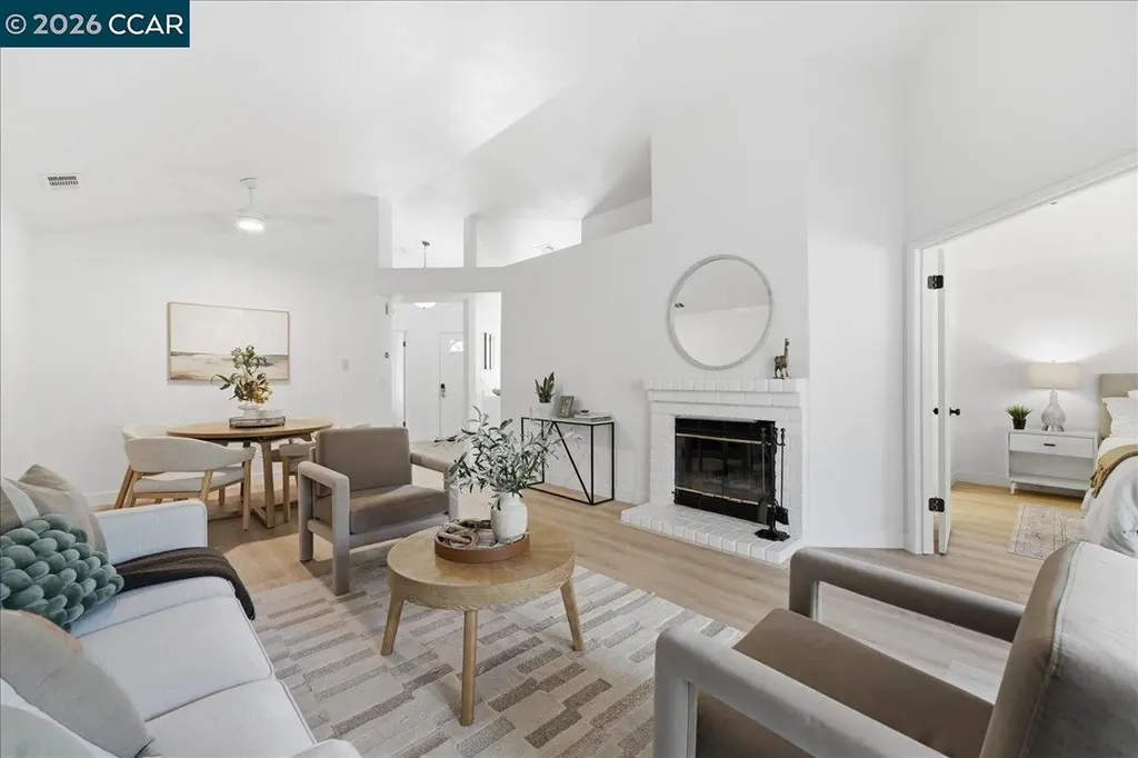 1110 Devonwood Hercules CA 94547