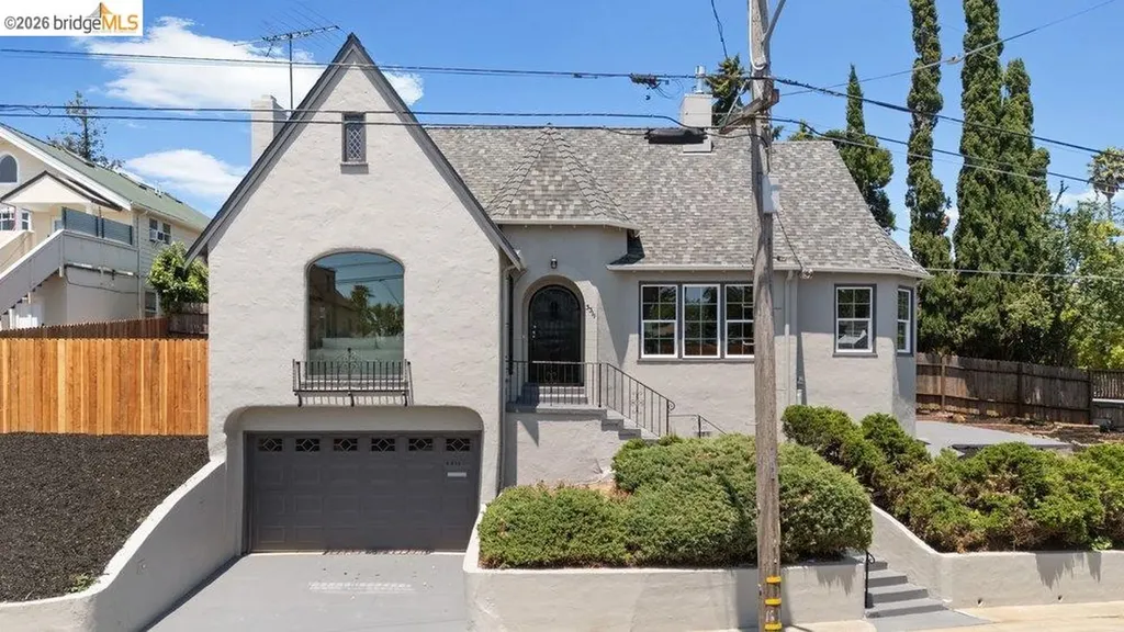 3311 Kingsland Avenue Oakland CA 94619