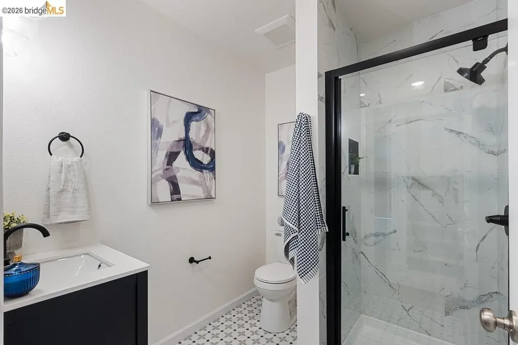 3311 Kingsland Avenue Oakland CA 94619