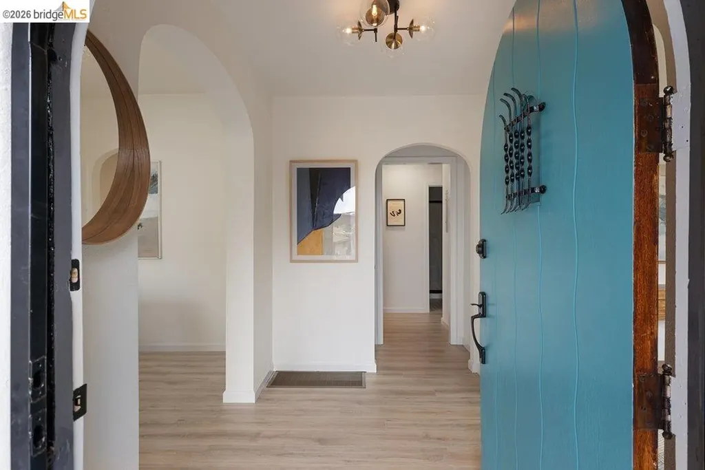 3311 Kingsland Avenue Oakland CA 94619