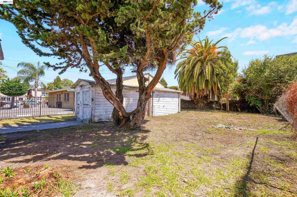 945 62nd Street Oakland CA 94608
