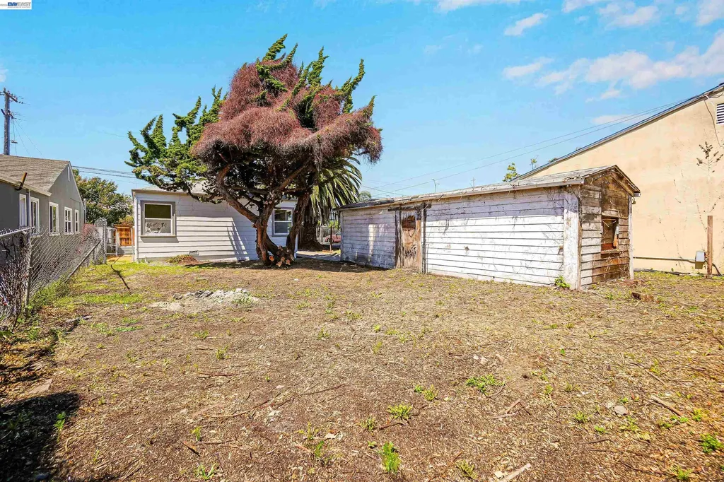 945 62nd Street Oakland CA 94608