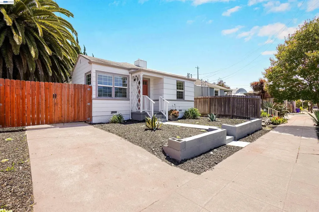 945 62nd Street Oakland CA 94608