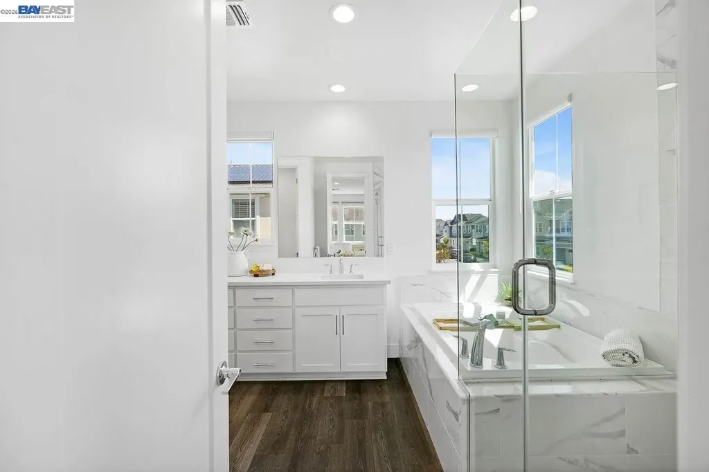 8315 Bluff Way Newark CA 94560